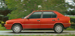 Photo ALFA-ROMEO 33 Quadrifoglio Verde 1.5 / 1.7 QV