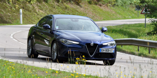 Photo ALFA-ROMEO GIULIA 2.0 TB 200 ch Q2