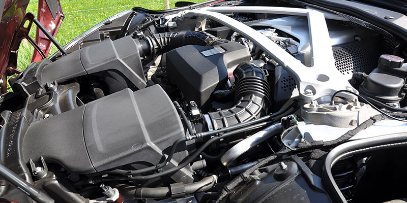 v8 biturbo aston martin db11 v8 coup&eacute;