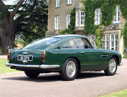 arriere aston martin db4