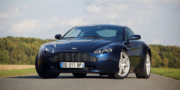 Photo ASTON-MARTIN V8 Vantage 4.3L