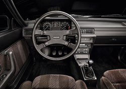 int&eacute;rieur audi ur-quattro
