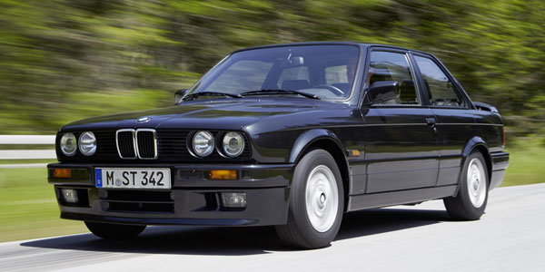 Photo BMW S�RIE-3 (E30) 320is