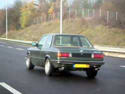 essai bmw 323i e21