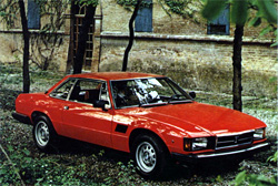 Photo DE-TOMASO LONGCHAMP L/GTS