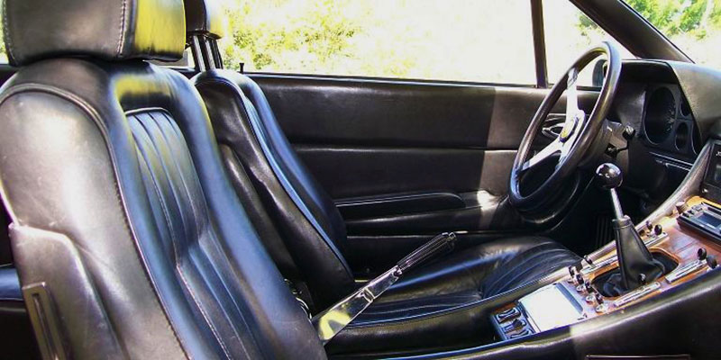 interieur ferrari 365 gt4 2+2