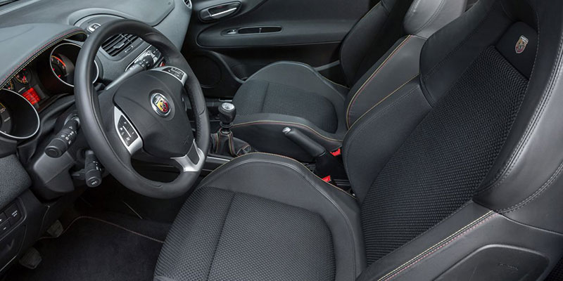 interieur fiat punto evo supersport abarth