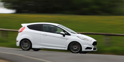 Photo FORD FIESTA (6) ST 182 ch