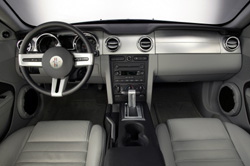 interieur ford mustang mkV