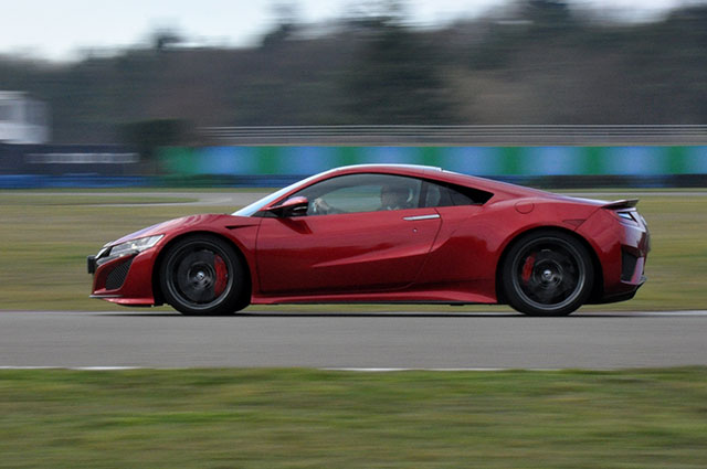 Photo HONDA NSX (II) 3.5i SH-AWD