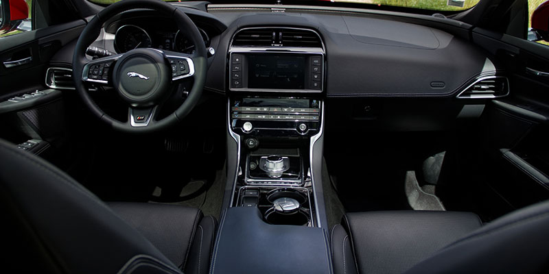int&eacute;rieur jaguar xe