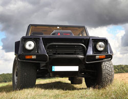 Photo LAMBORGHINI LM002 