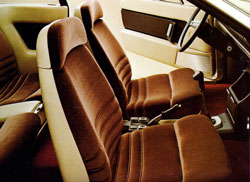 interieur lancia gamma coup&eacute;