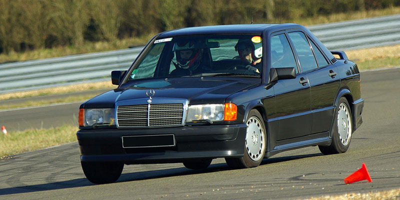 Photo MERCEDES-BENZ 190 E 2.5-16