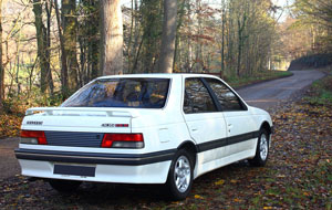 Photo PEUGEOT 405 MI16