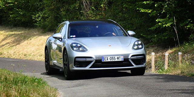 Photo PORSCHE PANAMERA Sport Turismo Turbo S E-Hybrid