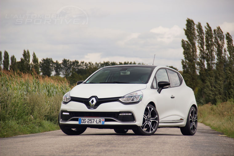 renault clio 4 rs 220 edc trophy