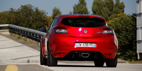 Photo RENAULT MEGANE (3) RS 275