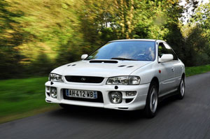 Photo SUBARU IMPREZA GT TURBO
