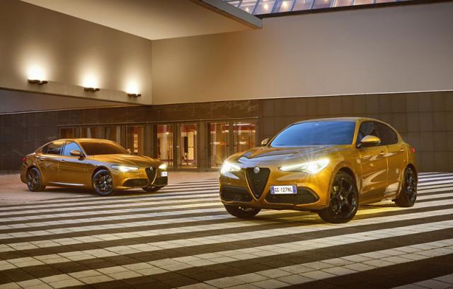 S�rie sp�ciale : Alfa Romeo Giulia et Stelvio GT Junior S�rie sp�ciale : Alfa Romeo Giulia et Stelvio GT Junior