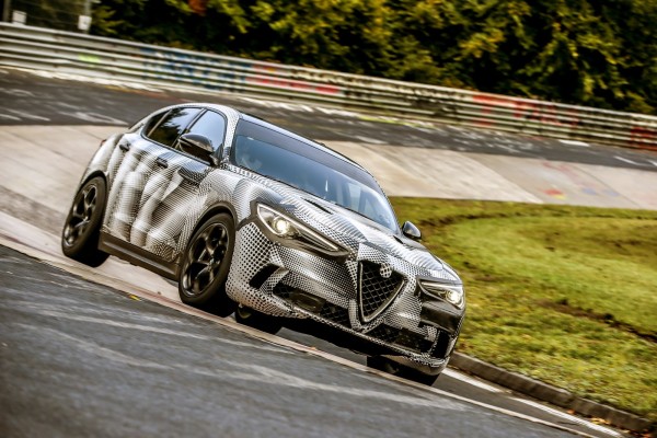 Nouveau record pour l'Alfa Romeo Stelvio Quadrifoglio au N�rburgring Nouveau record pour l'Alfa Romeo Stelvio Quadrifoglio au N�rburgring