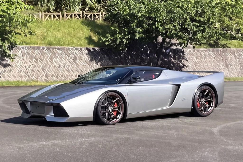 Ken Okuyama Kode89 : un hommage aux supercars des ann�es 80 Ken Okuyama Kode89 : un hommage aux supercars des ann�es 80