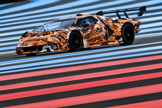 Lamborghini SCV12, une hypercar r�serv�e � la piste Lamborghini SCV12, une hypercar r�serv�e � la piste