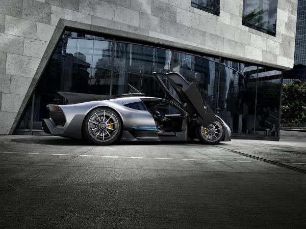 Mercedes-AMG Project One : la F1 de route ! Mercedes-AMG Project One : la F1 de route !