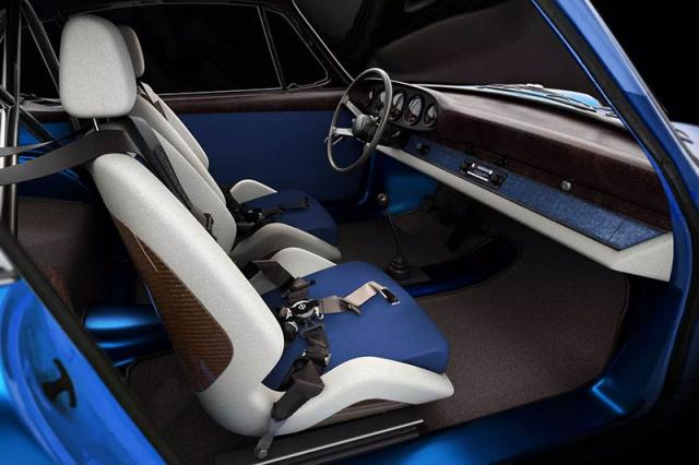 Un int�rieur de Porsche 911 r�alis� avec des d�chets recycl�s ! Un int�rieur de Porsche 911 r�alis� avec des d�chets recycl�s !