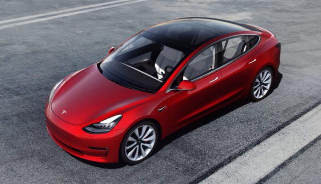 La Tesla Model 3 arrive en France La Tesla Model 3 arrive en France