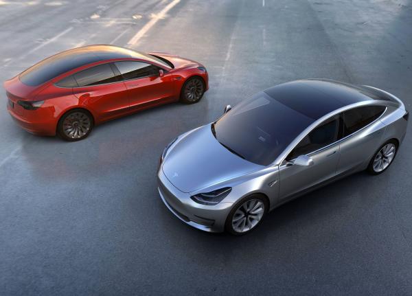 Tesla Model 3 : grande ambition et petit prix Tesla Model 3 : grande ambition et petit prix