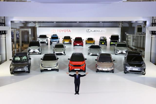 Toyota d�voile sa strat�gie �lectrique avec 16 nouveaux mod�les ! Toyota d�voile sa strat�gie �lectrique avec 16 nouveaux mod�les !