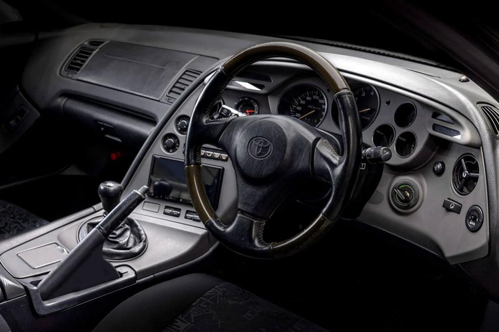 Toyota va refabriquer le tableau de bord de la Supra MK4 Toyota va refabriquer le tableau de bord de la Supra MK4