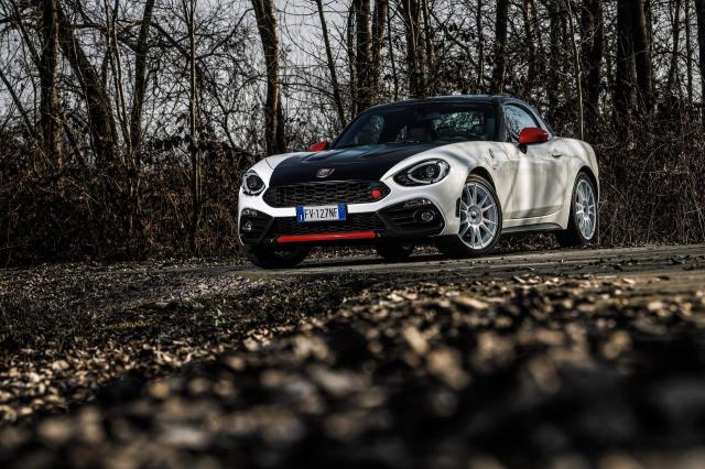 S�rie limit�e : Abarth 124 Rally Tribute S�rie limit�e : Abarth 124 Rally Tribute
