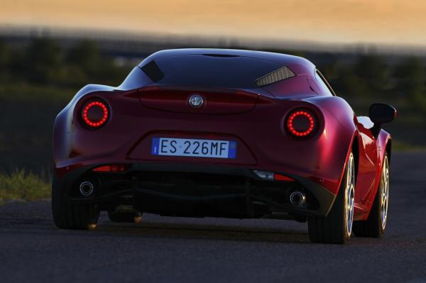 Alfa Romeo 4C : premi�re pierre d'un retour aux USA ! Alfa Romeo 4C : premi�re pierre d'un retour aux USA !