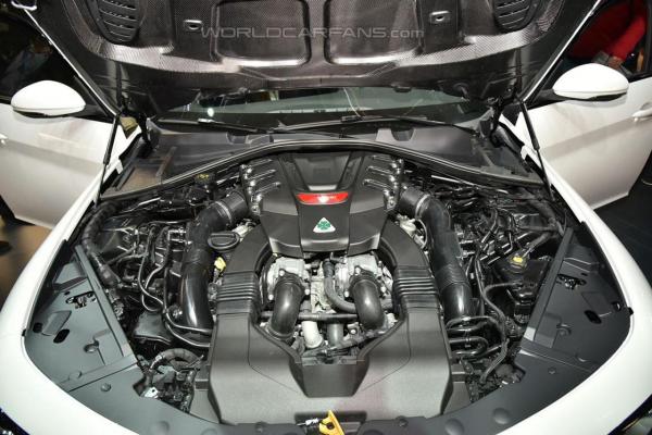 Alfa Romeo Giulia QV : le V6 � coeur ouvert Alfa Romeo Giulia QV : le V6 � coeur ouvert