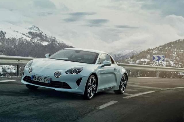 L'Alpine A110 passe au diesel avec le BlueDci 200 L'Alpine A110 passe au diesel avec le BlueDci 200