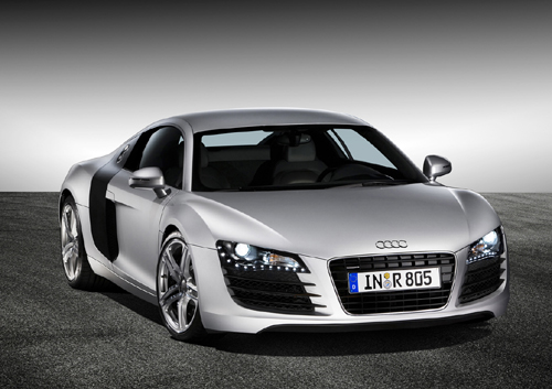 Iron Man adepte de la derni�re Audi R8 Iron Man adepte de la derni�re Audi R8