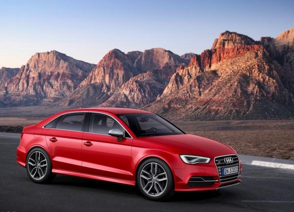 Audi S3 Berline : du coffre devant et derri�re ! Audi S3 Berline : du coffre devant et derri�re !