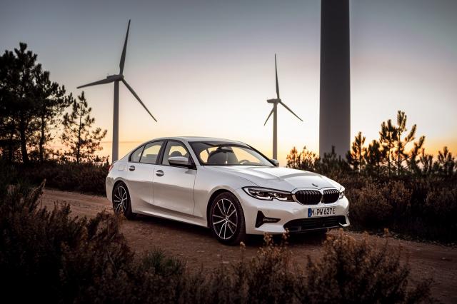 BMW 330e : la m�me, en mieux BMW 330e : la m�me, en mieux