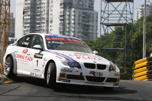 Andy Priaulx offre la victoire � BMW en WTCC Andy Priaulx offre la victoire � BMW en WTCC