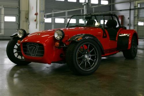 Caterham R300 : bient�t en France ? Caterham R300 : bient�t en France ?