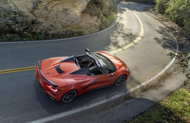 Chevrolet Corvette C8 Stingray Convertible : la supercar du peuple ? Chevrolet Corvette C8 Stingray Convertible : la supercar du peuple ?
