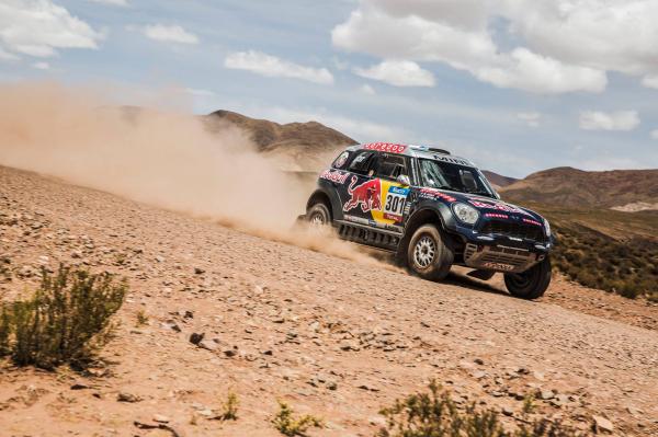 Al-Attiyah conserve la t�te sur la 11�me �tape du Dakar 2015 Al-Attiyah conserve la t�te sur la 11�me �tape du Dakar 2015