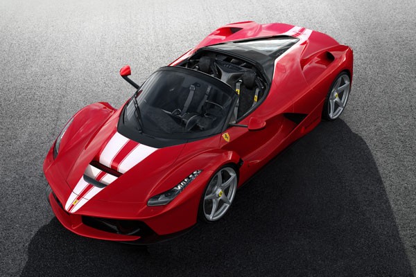Ferrari f�te ses 70 ans � Maranello Ferrari f�te ses 70 ans � Maranello