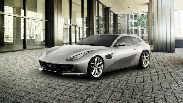 Ferrari GTC4 Lusso T Ferrari GTC4 Lusso T
