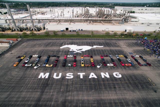10 millions de Ford Mustang ! 10 millions de Ford Mustang !
