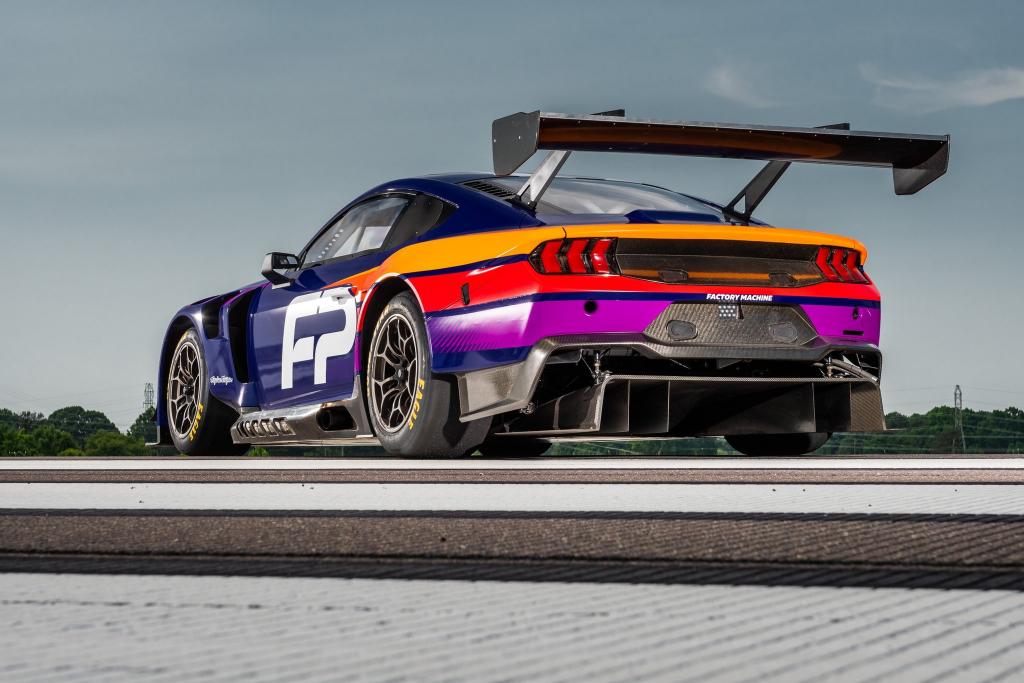 Ford Mustang GT3 : le cheval noir veut courir au Mans Ford Mustang GT3 : le cheval noir veut courir au Mans
