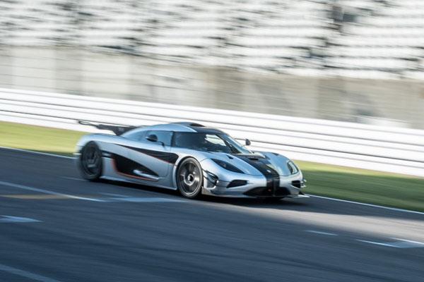 La Koenigsegg One:1 signe le meilleur temps � Suzuka La Koenigsegg One:1 signe le meilleur temps � Suzuka