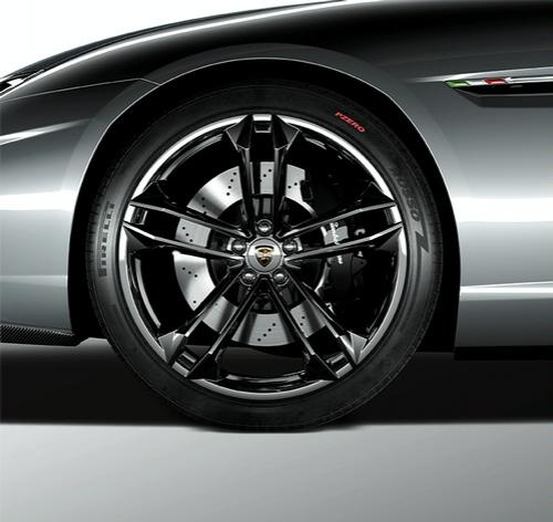 Lamborghini Urus, coup� 4 portes ! Lamborghini Urus, coup� 4 portes !